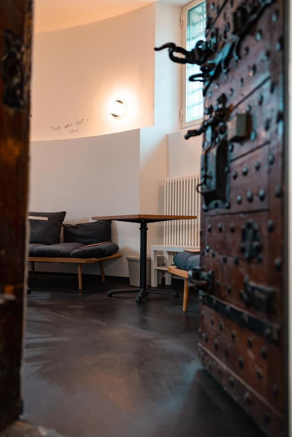Bogentrakt Hostel Τσουρ Εξωτερικό φωτογραφία